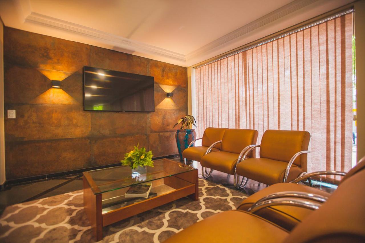 Hotel Rafain Centro ฟอสดูอีกวาซู ภายนอก รูปภาพ