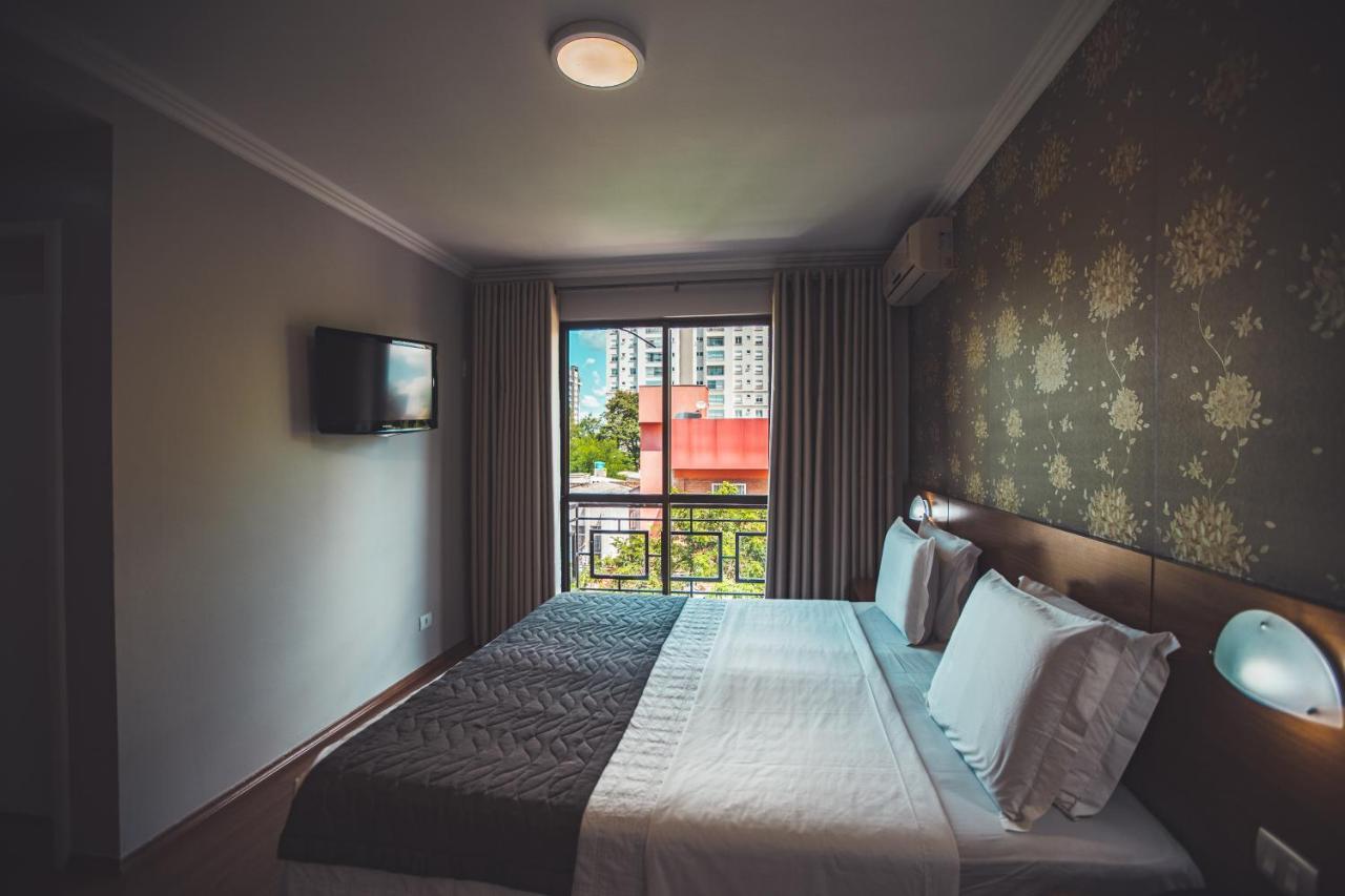 Hotel Rafain Centro ฟอสดูอีกวาซู ภายนอก รูปภาพ