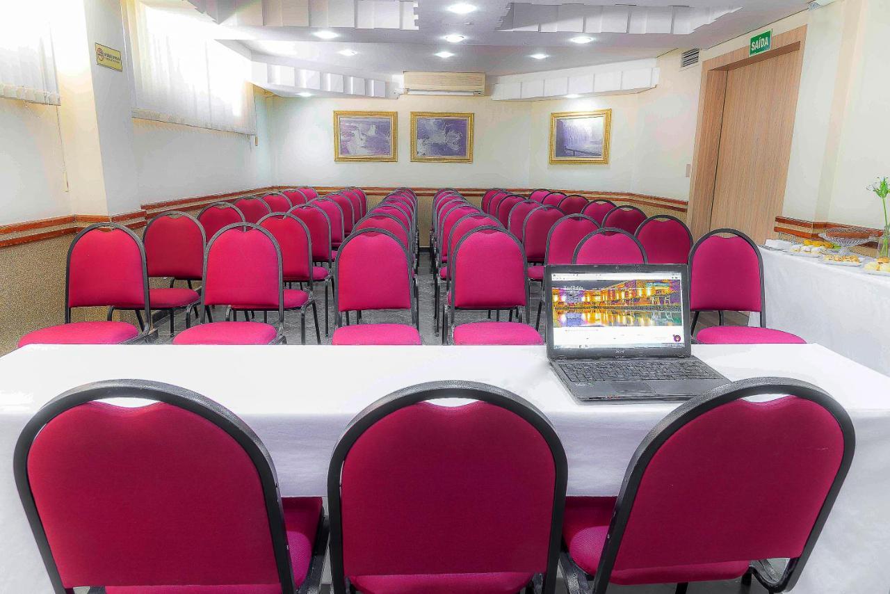 Hotel Rafain Centro ฟอสดูอีกวาซู ภายนอก รูปภาพ